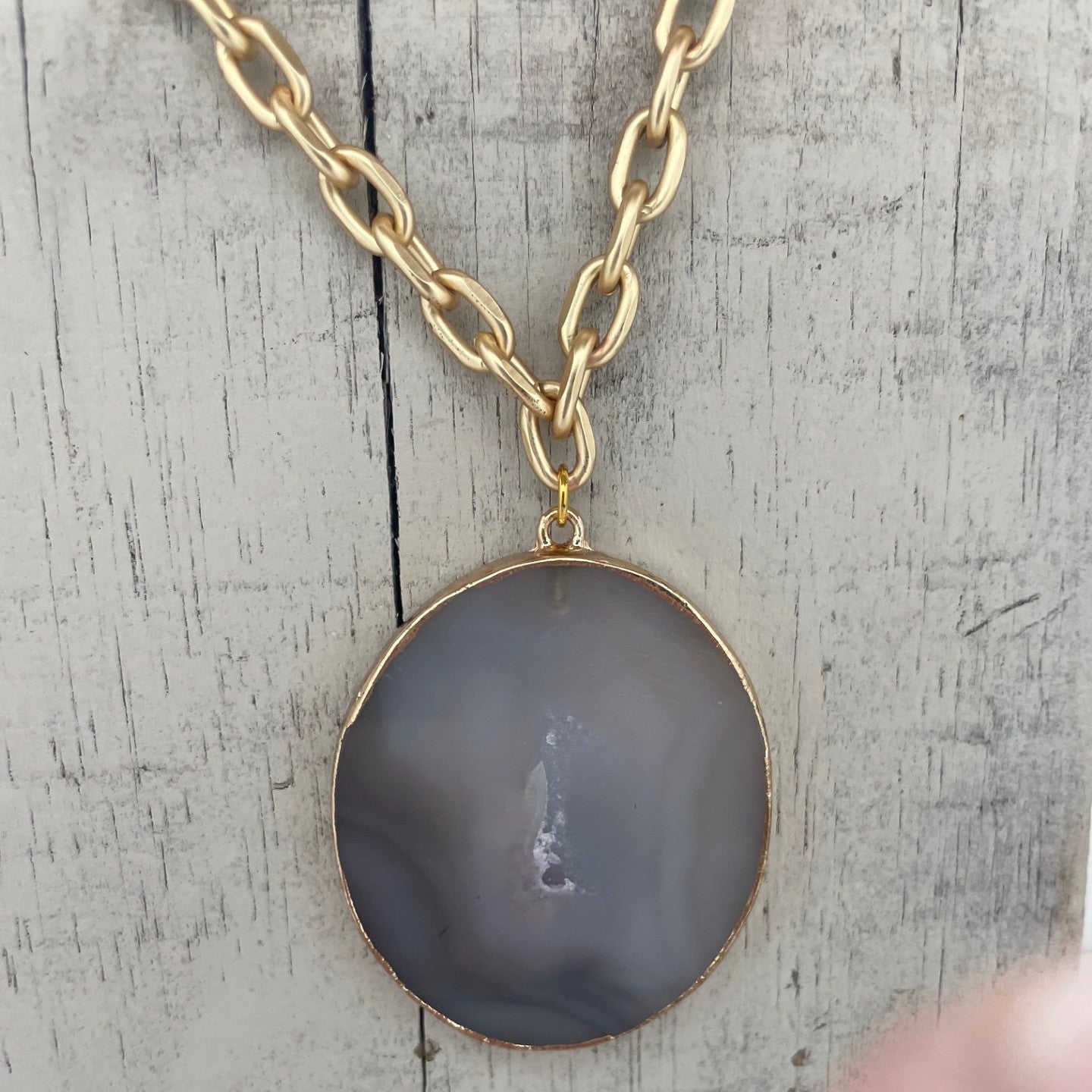 agate large stone with gold on a gold chain necklace